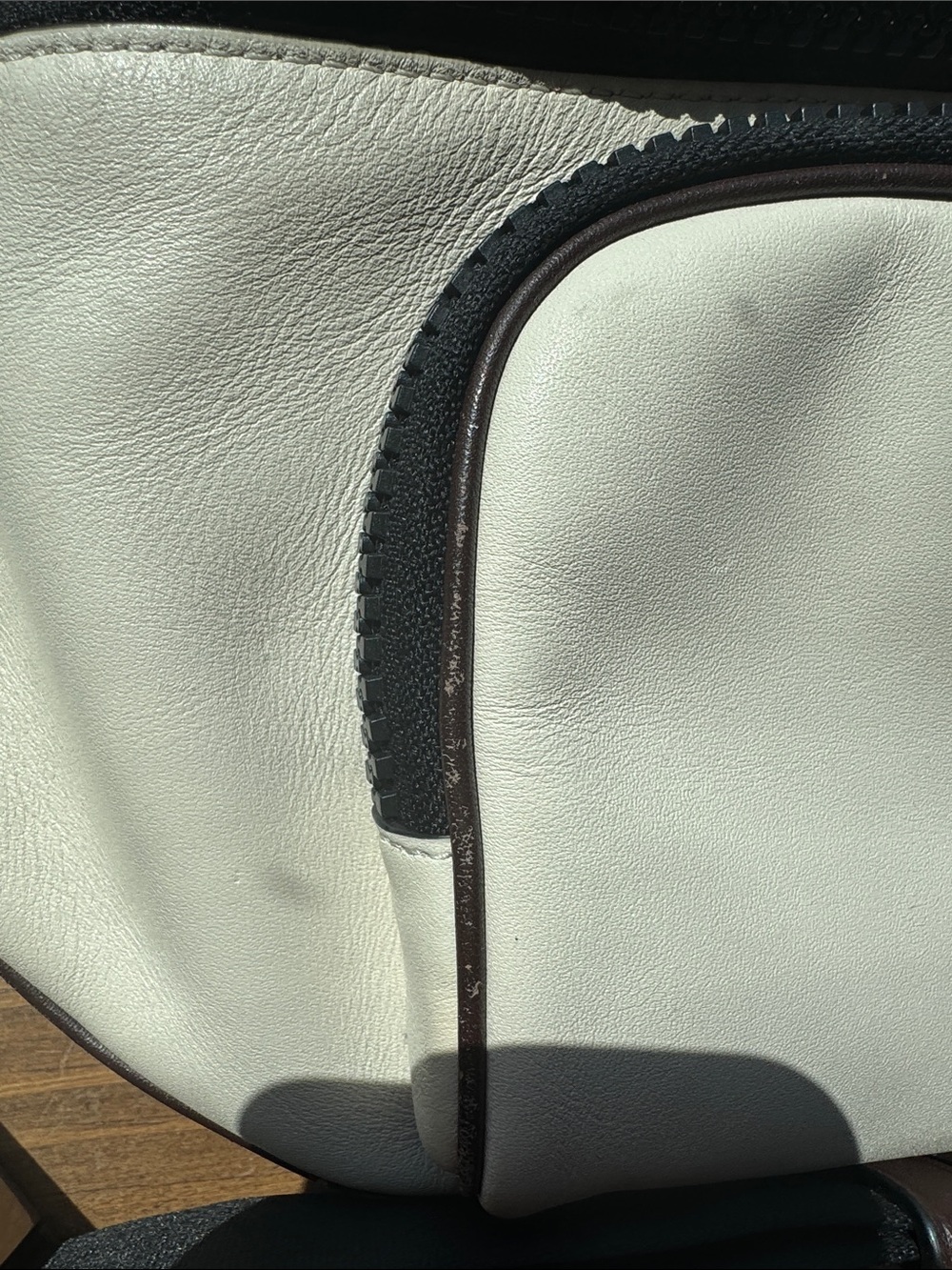 Coach Cream and Black Leather Belt Bag - Picture 4 of 5